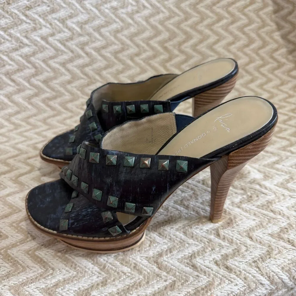 Lisa for Donald J Pliner Ivory Blue Platform Studded Heels Peep Toe Boho